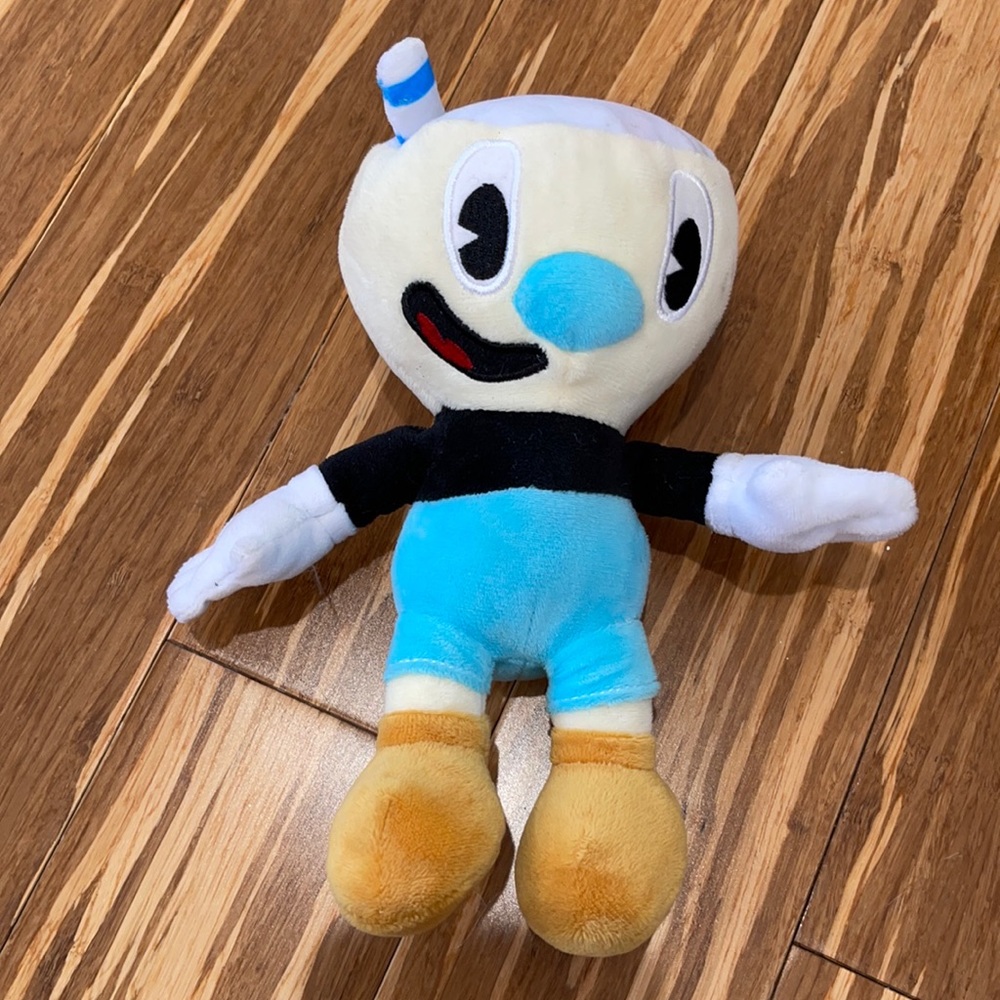 Me cuphead small plushie